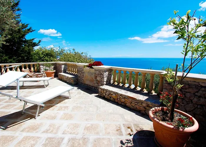 Tra Gli Ulivi Corsano (Apulia)