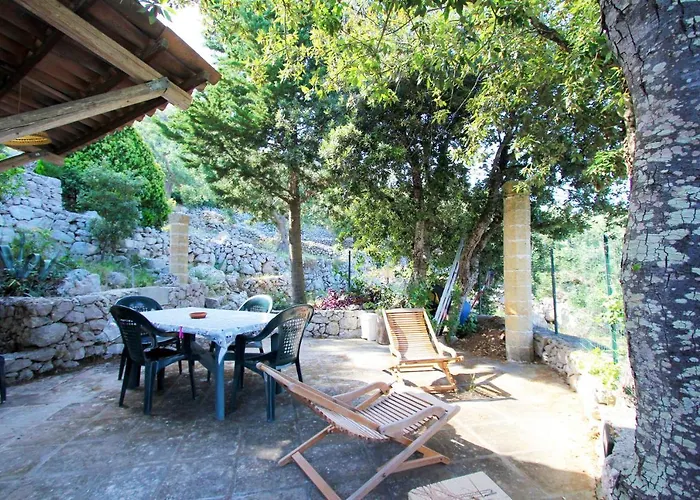 Tra Gli Ulivi * Corsano (Apulia)