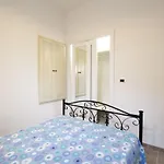 Tra Gli Ulivi